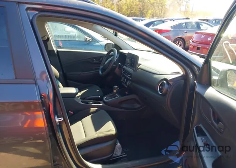 2022 Hyundai Kona Sel z USA, uszkodzony, nr VIN KM8K6CAB9NU890941